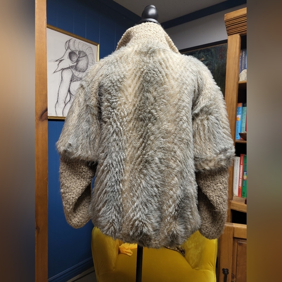 Vintage D'Esprit Faux Fur Coat - Picture 8 of 9